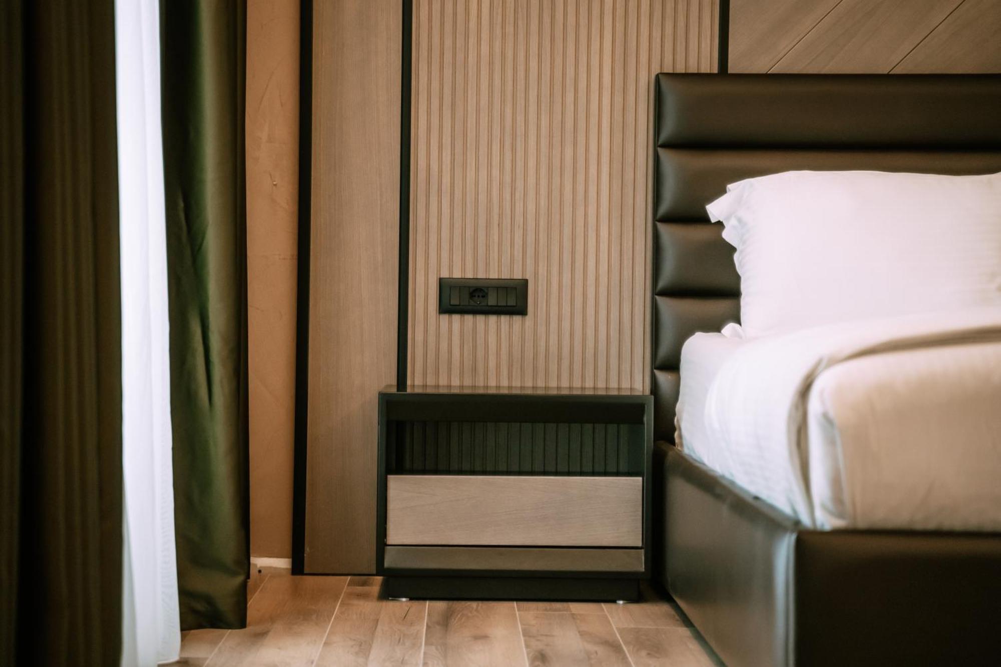 Hotel Albanian Star Kryemëdhej